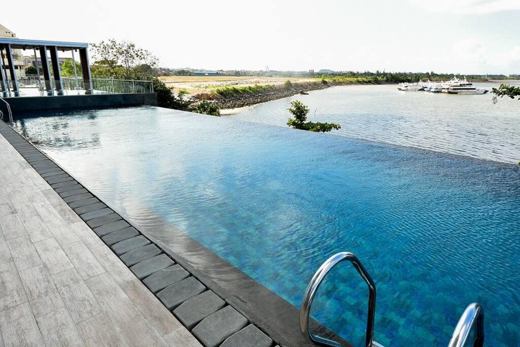 Lovina 8-Ad At One Residence Batam Exterior photo