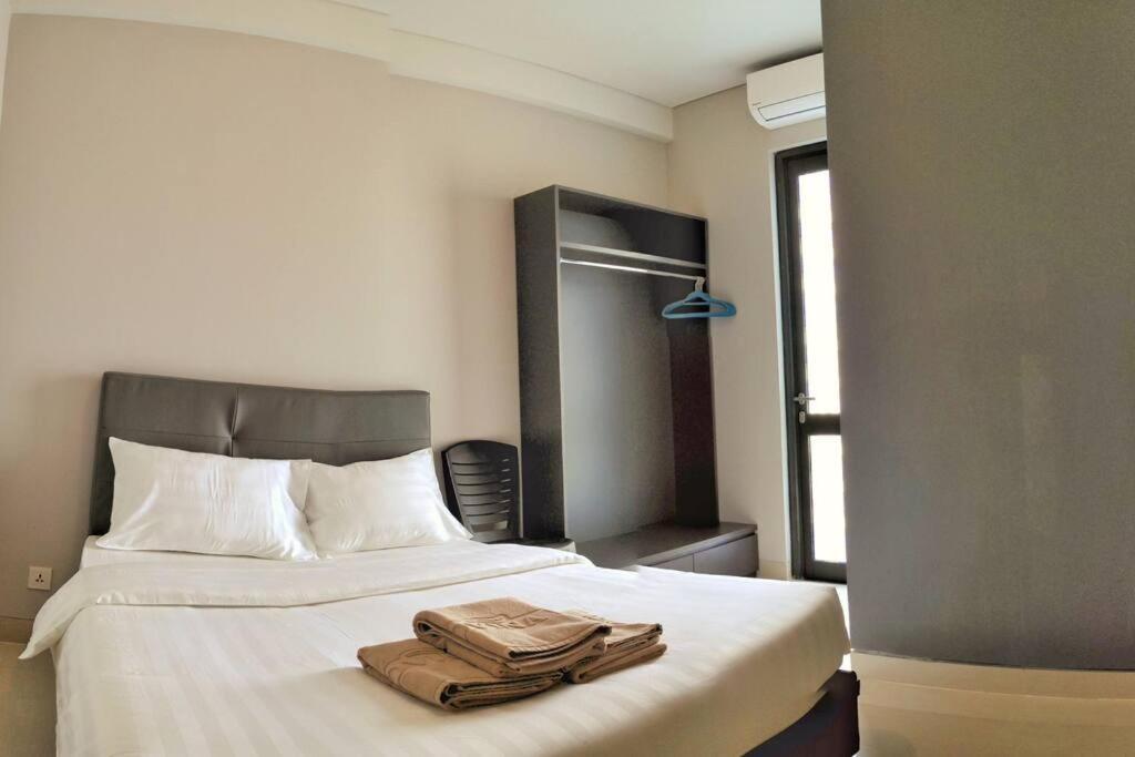Lovina 8-Ad At One Residence Batam Exterior photo